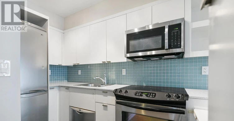 938-111 Elizabeth Street, Toronto, ON, M5G 1P7 - 5