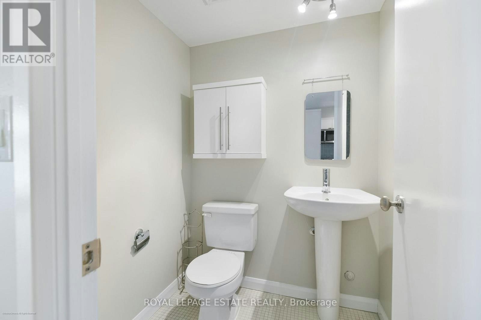 938-111 Elizabeth Street, Toronto, ON, M5G 1P7 - 14