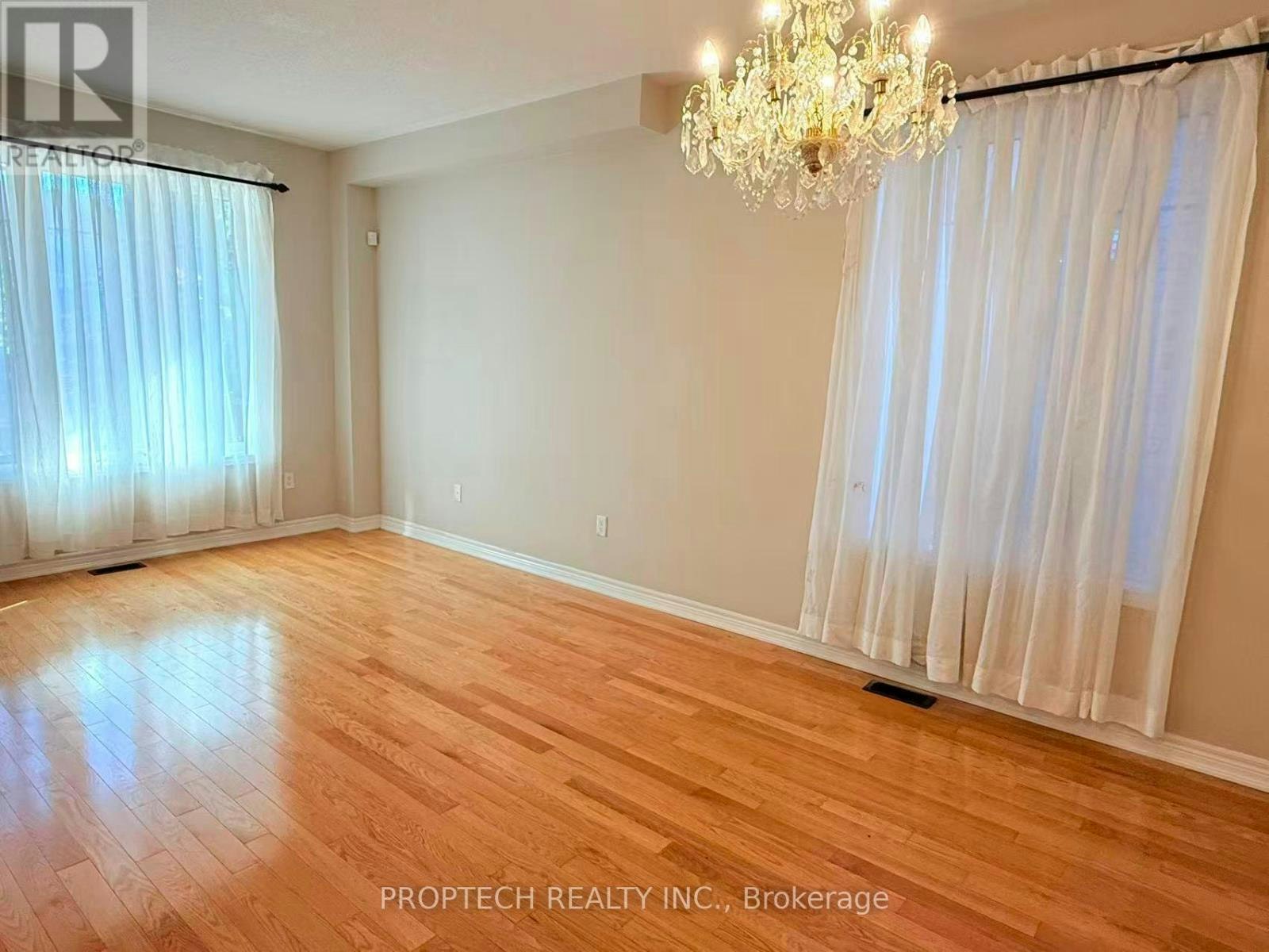 61 Braehead Drive, Richmond Hill, ON, L4E 0B2 - 5