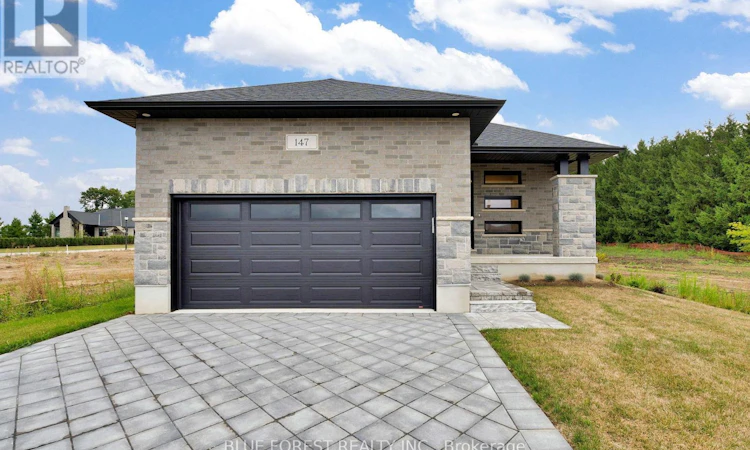 147 Shirley Street
