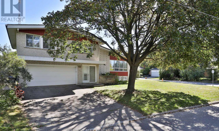 2 Allview Crescent