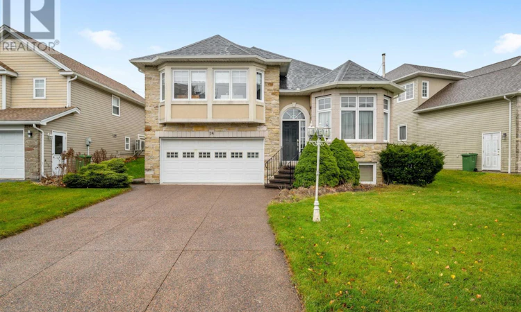16 Ridgepark Lane