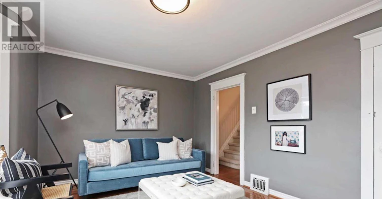 UPPER-10 Muriel Avenue, Toronto, ON, M4J 2X9 - 9