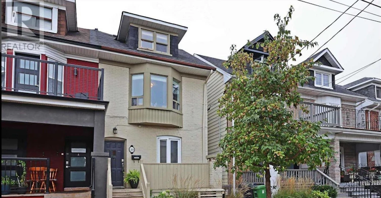 UPPER-10 Muriel Avenue, Toronto, ON, M4J 2X9