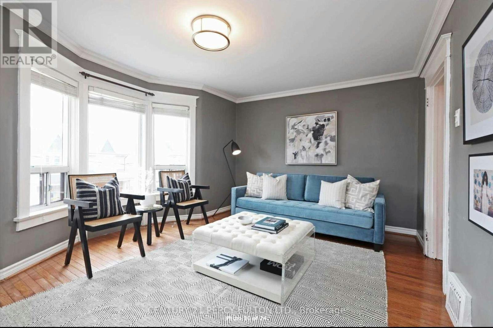 UPPER-10 Muriel Avenue, Toronto, ON, M4J 2X9 - 8