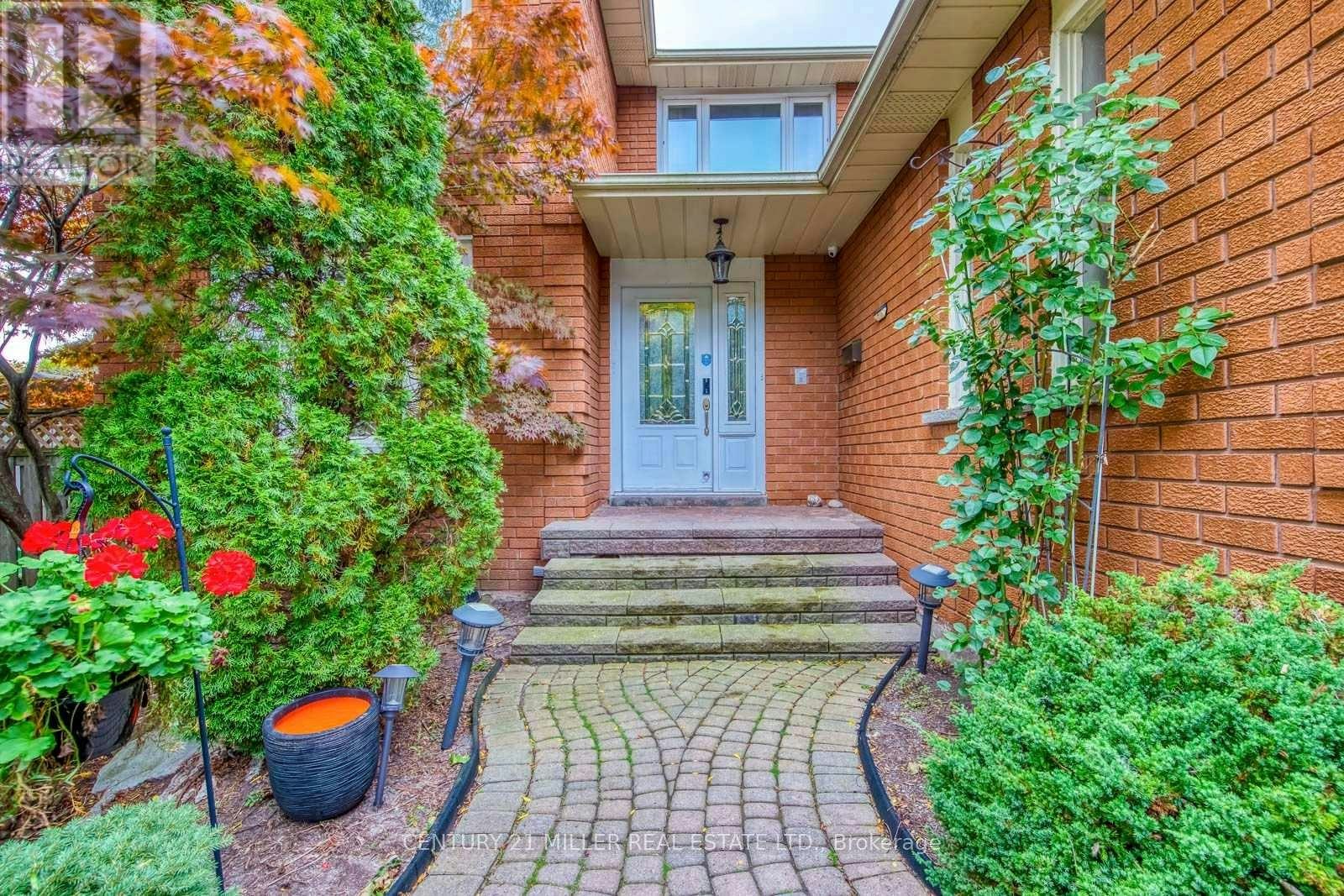 1273 Old Colony Road, Oakville, ON, L6M 1K8 - 3