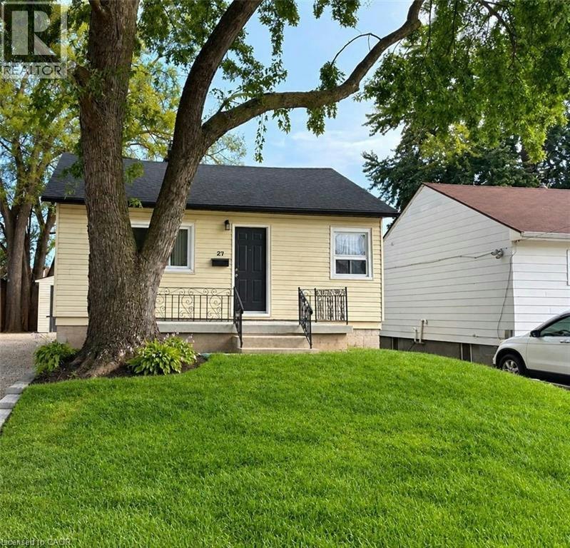 27 Mahony Avenue, Hamilton, ON, L8H 3C3