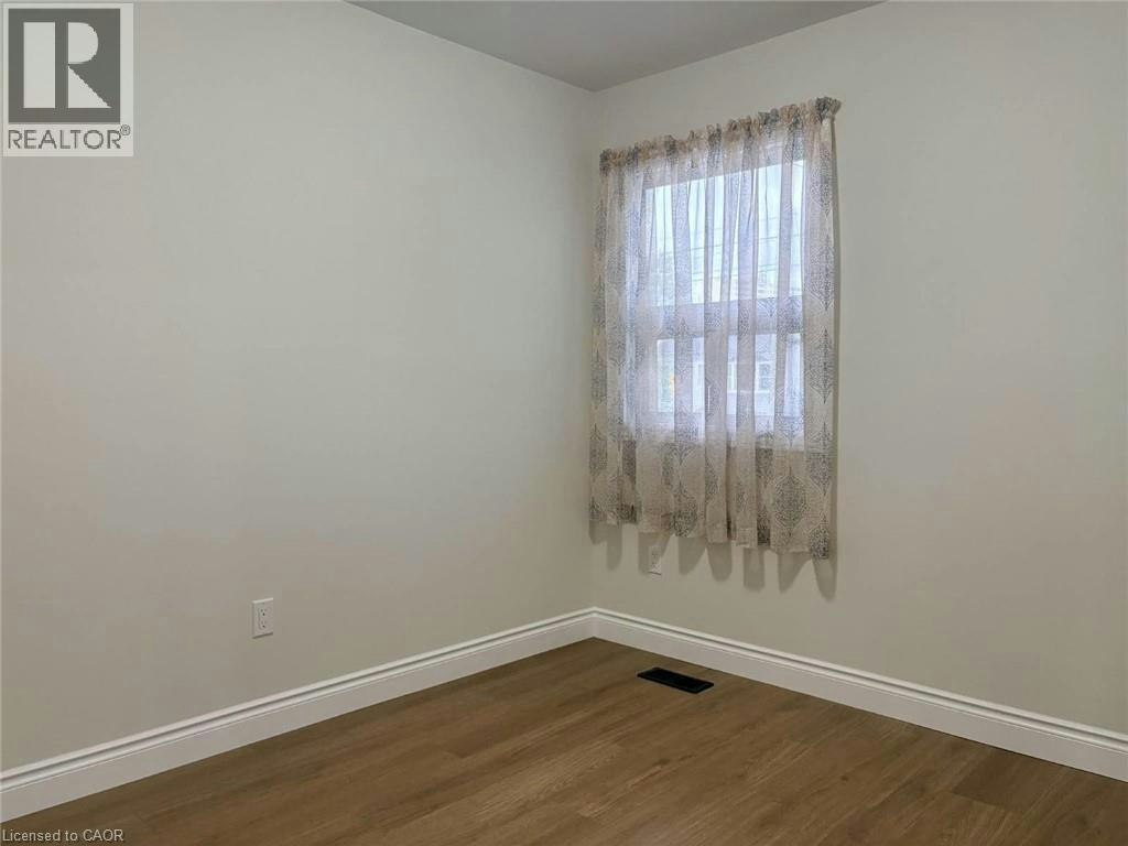 27 Mahony Avenue, Hamilton, ON, L8H 3C3 - 13