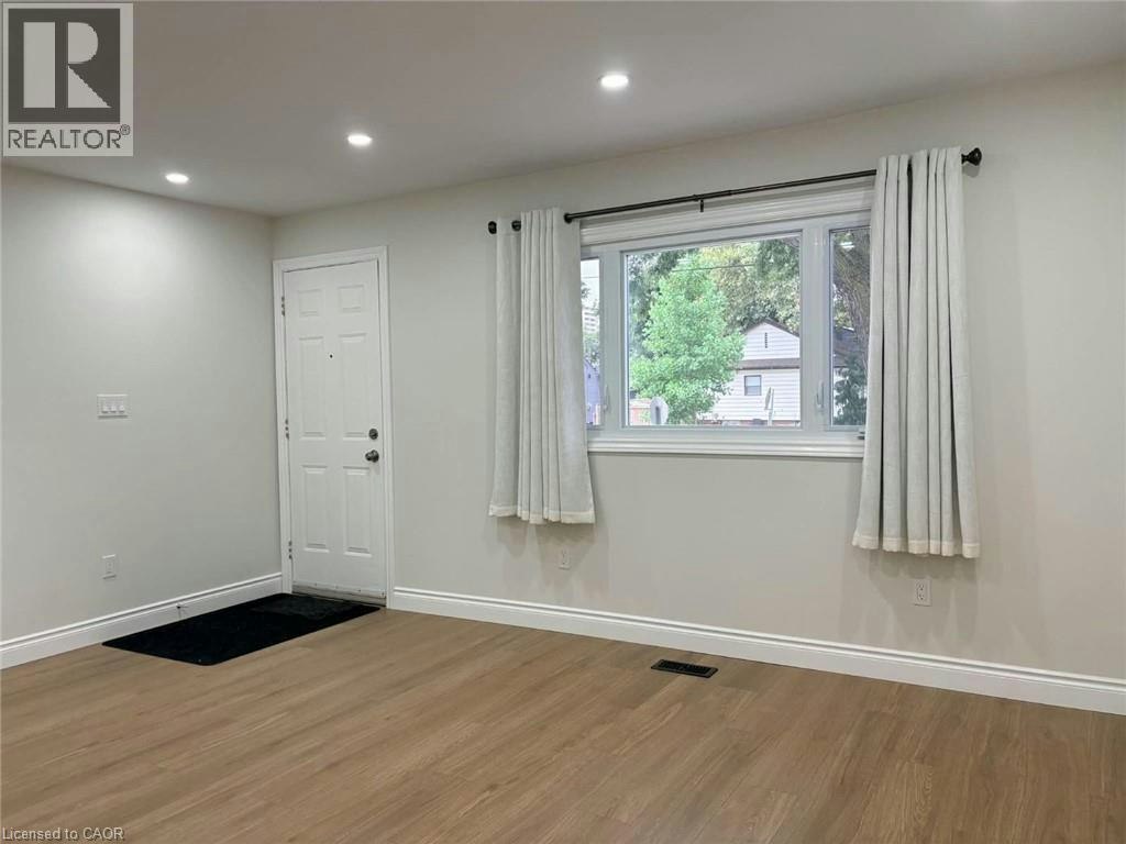 27 Mahony Avenue, Hamilton, ON, L8H 3C3 - 2