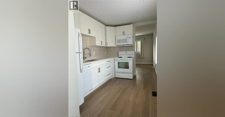 27 Mahony Avenue, Hamilton, ON, L8H 3C3 - 4