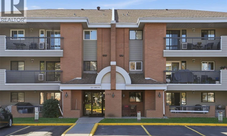 104-201 Cree Place