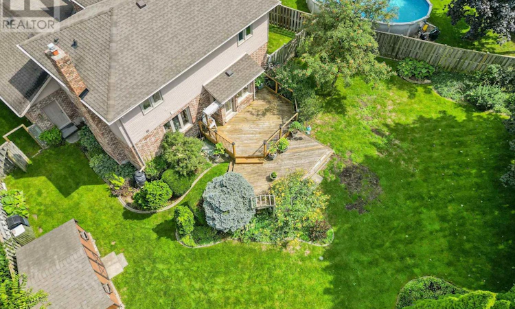 38 Stoneycreek Place