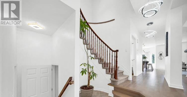 69 Goldridge Drive, Ottawa, ON, K2T 1E9 - 5