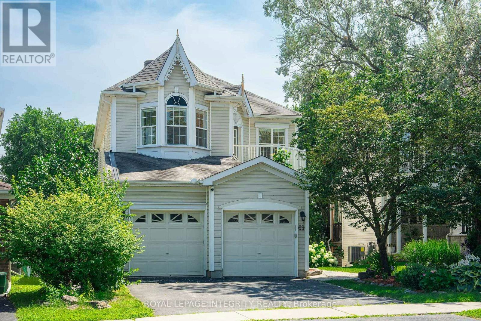 69 Goldridge Drive, Ottawa, ON, K2T 1E9