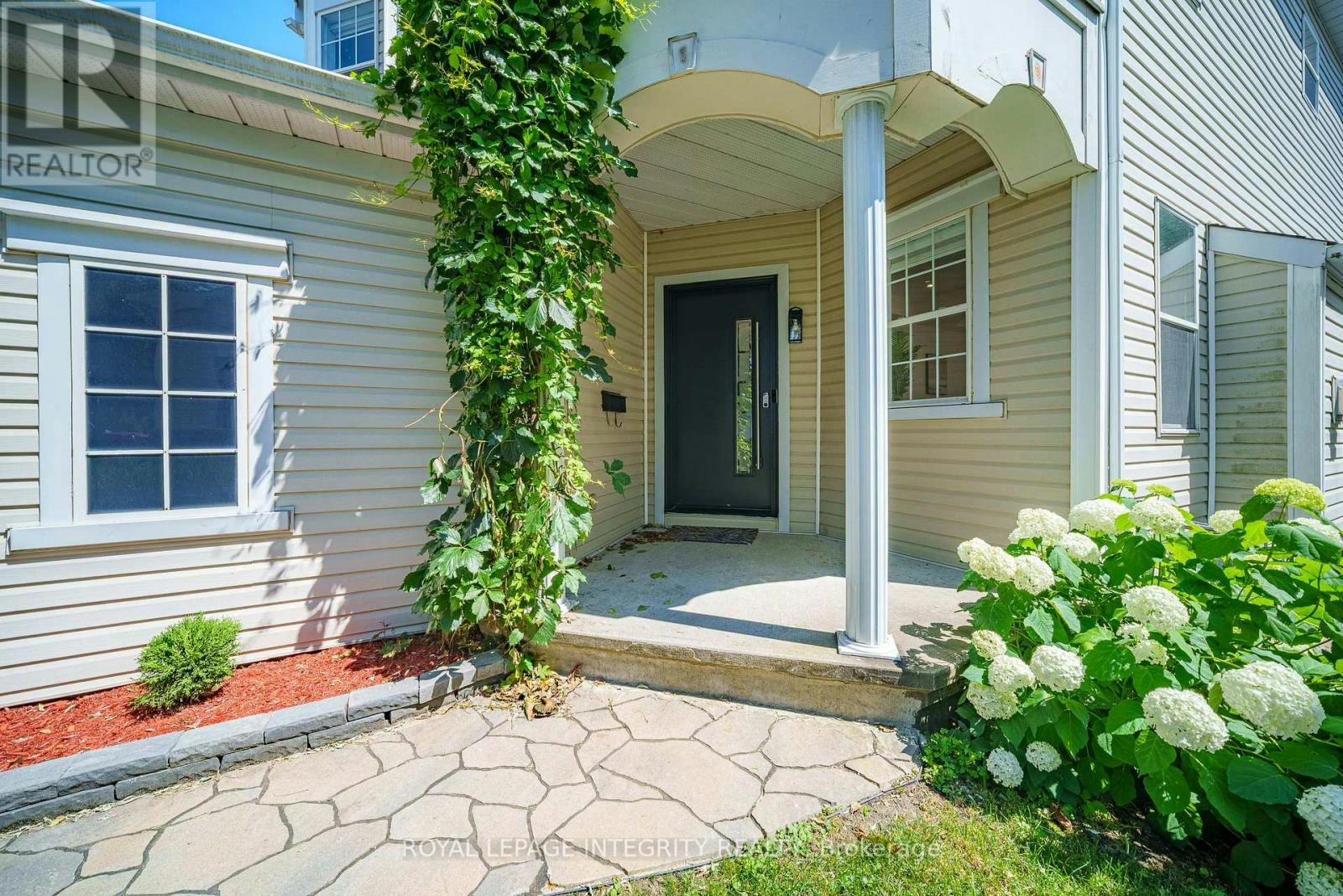 69 Goldridge Drive, Ottawa, ON, K2T 1E9 - 2