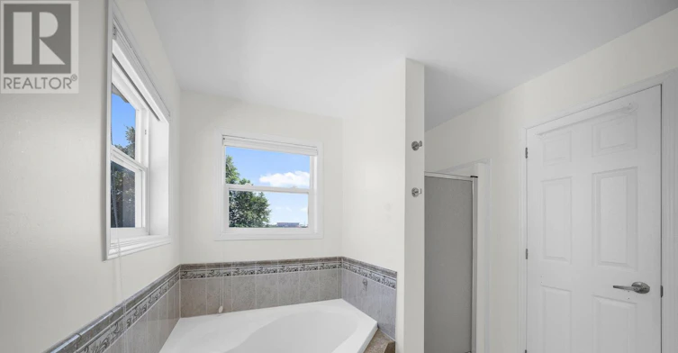 69 Goldridge Drive, Ottawa, ON, K2T 1E9 - 30