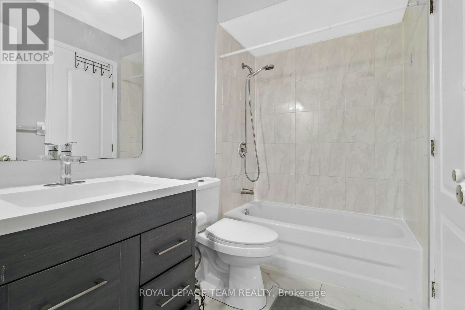 141 Hearst Way, Ottawa, ON, K2L 4G5 - 20