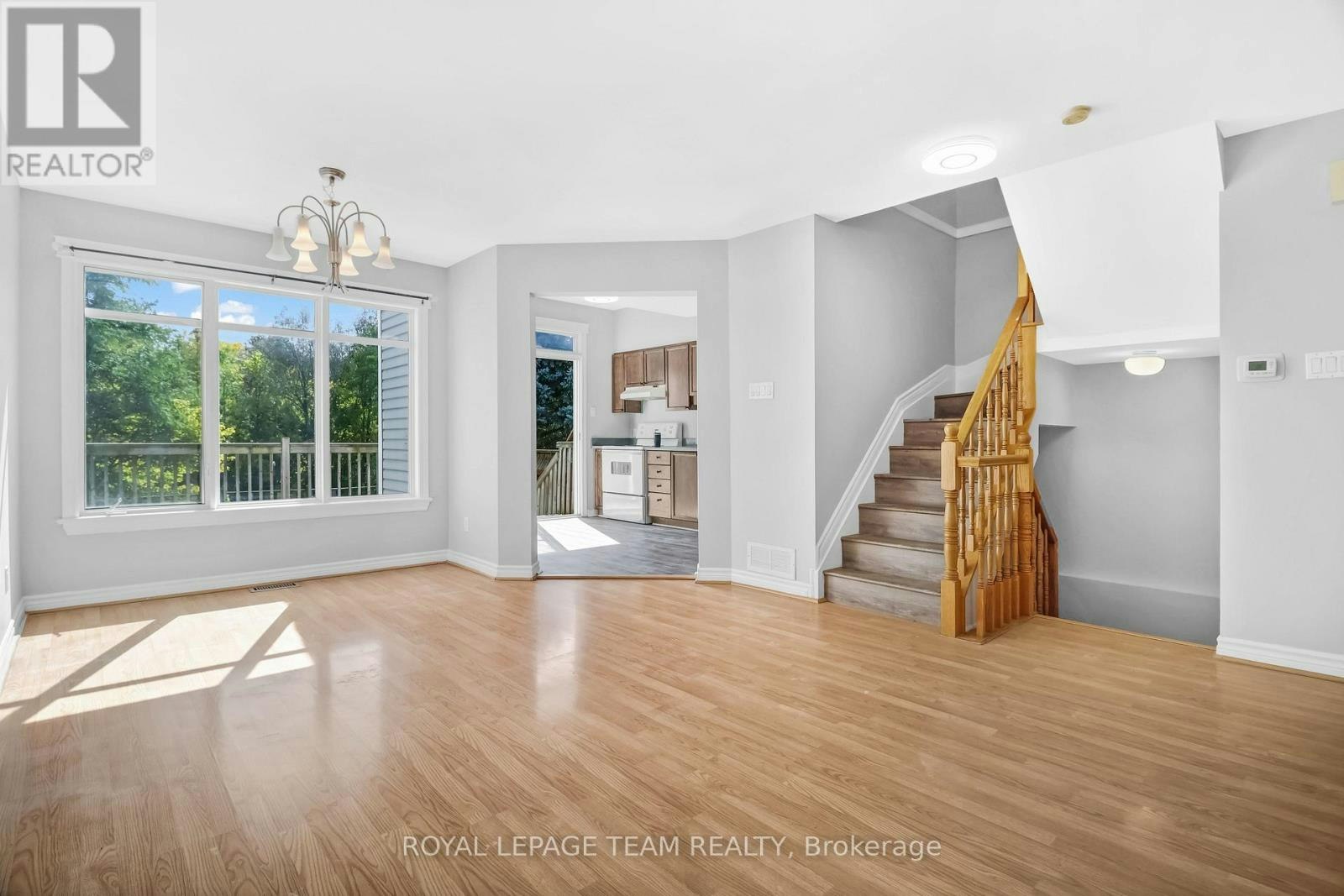 141 Hearst Way, Ottawa, ON, K2L 4G5 - 7