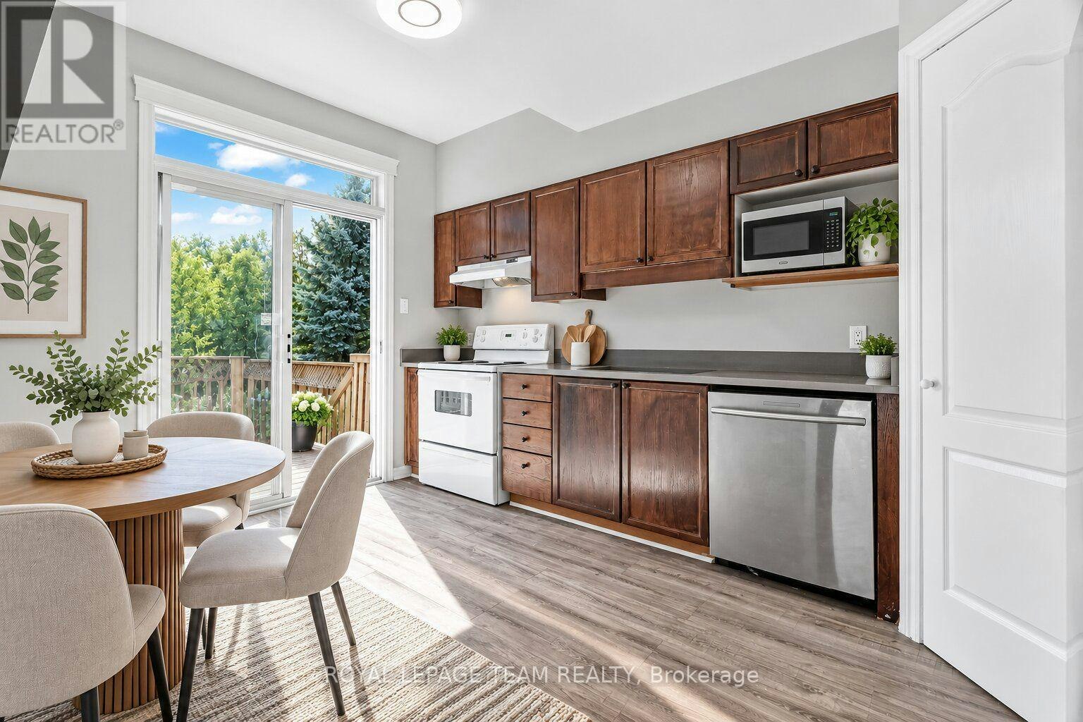 141 Hearst Way, Ottawa, ON, K2L 4G5 - 10