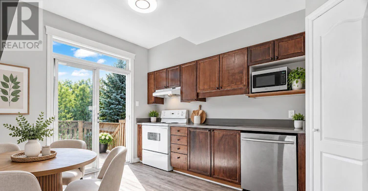 141 Hearst Way, Ottawa, ON, K2L 4G5 - 10