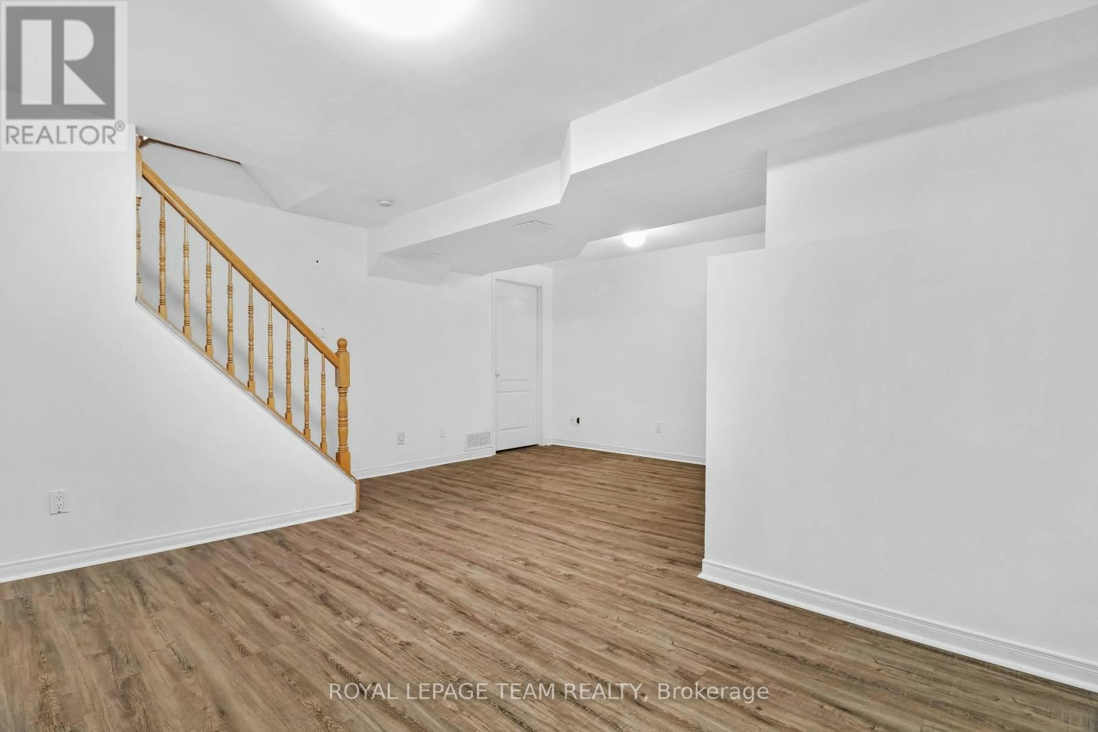141 Hearst Way, Ottawa, ON, K2L 4G5 - 22