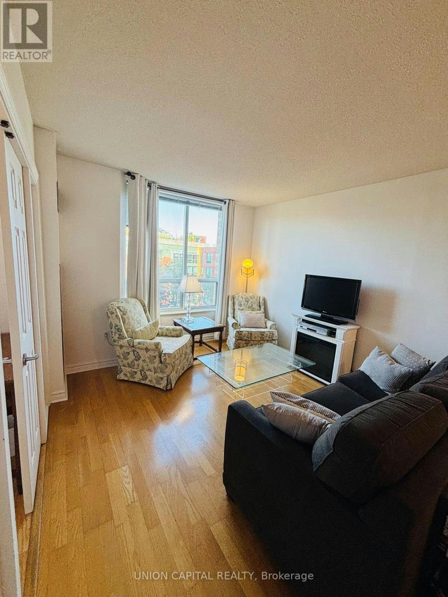 803-284 Bloor Street W, Toronto, ON, M5S 3B8 - 10