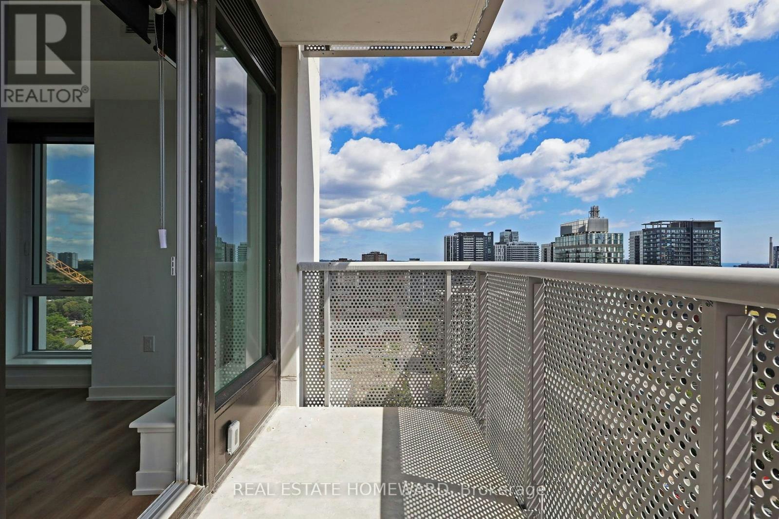1703-10 Oak Street, Toronto, ON, M5A 0Z1 - 14
