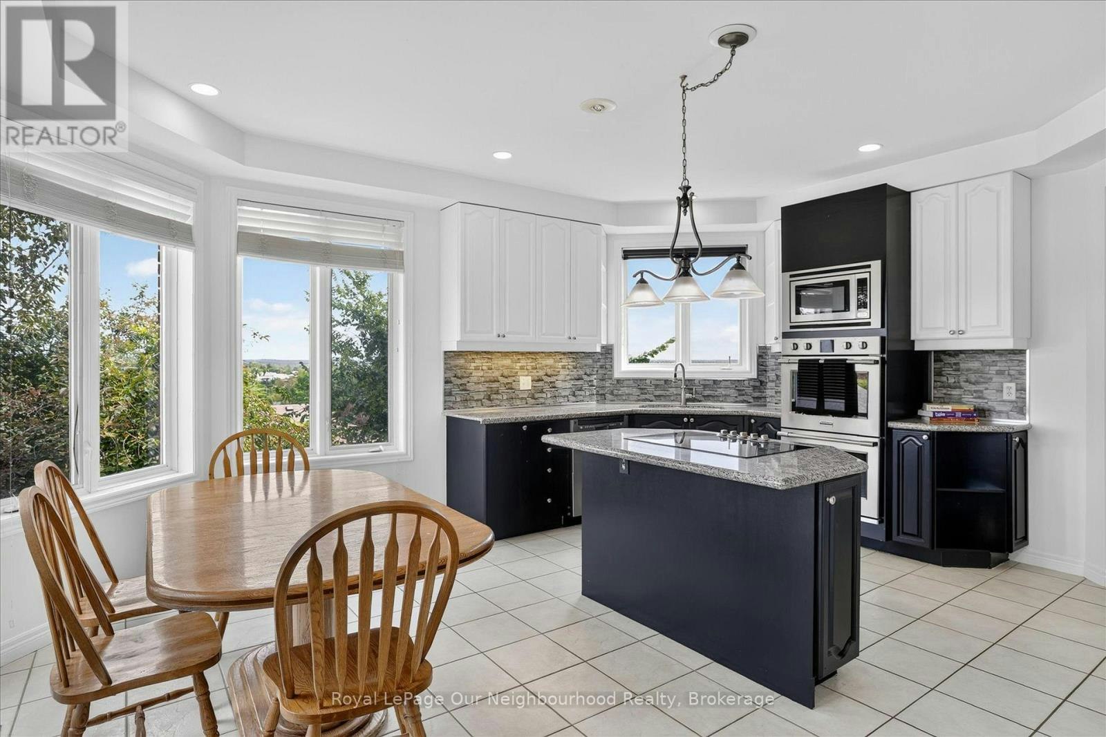 1072 Silverdale Road, Peterborough, ON, K9J 7W6