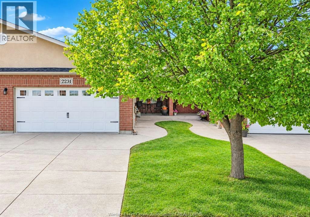 2231 Luxury, Windsor, ON, N8P 1W9