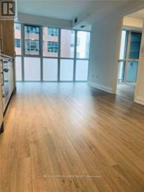 811-77 Mutual Street, Toronto, ON, M5B 0B9 - 2