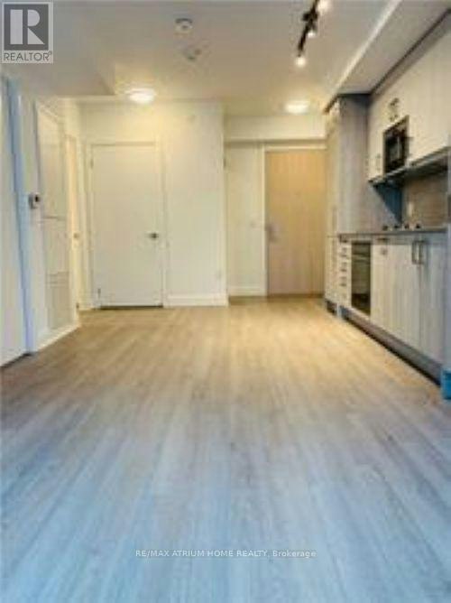 811-77 Mutual Street, Toronto, ON, M5B 0B9 - 3