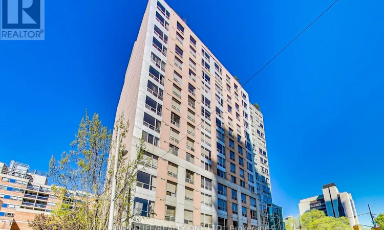 1105-152 St Patrick Street