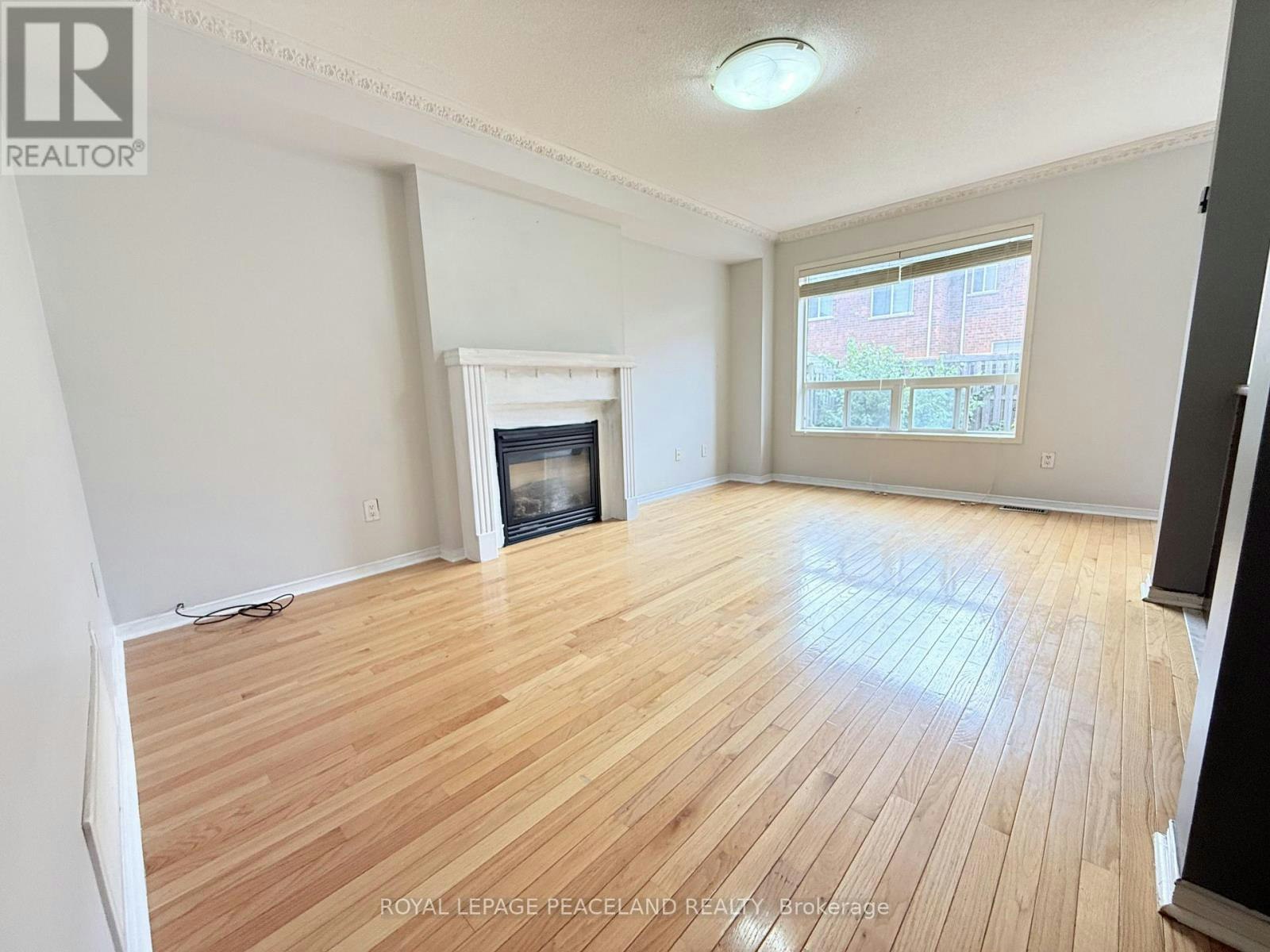 8 Maffey Crescent, Richmond Hill, ON, L4S 0A8 - 4