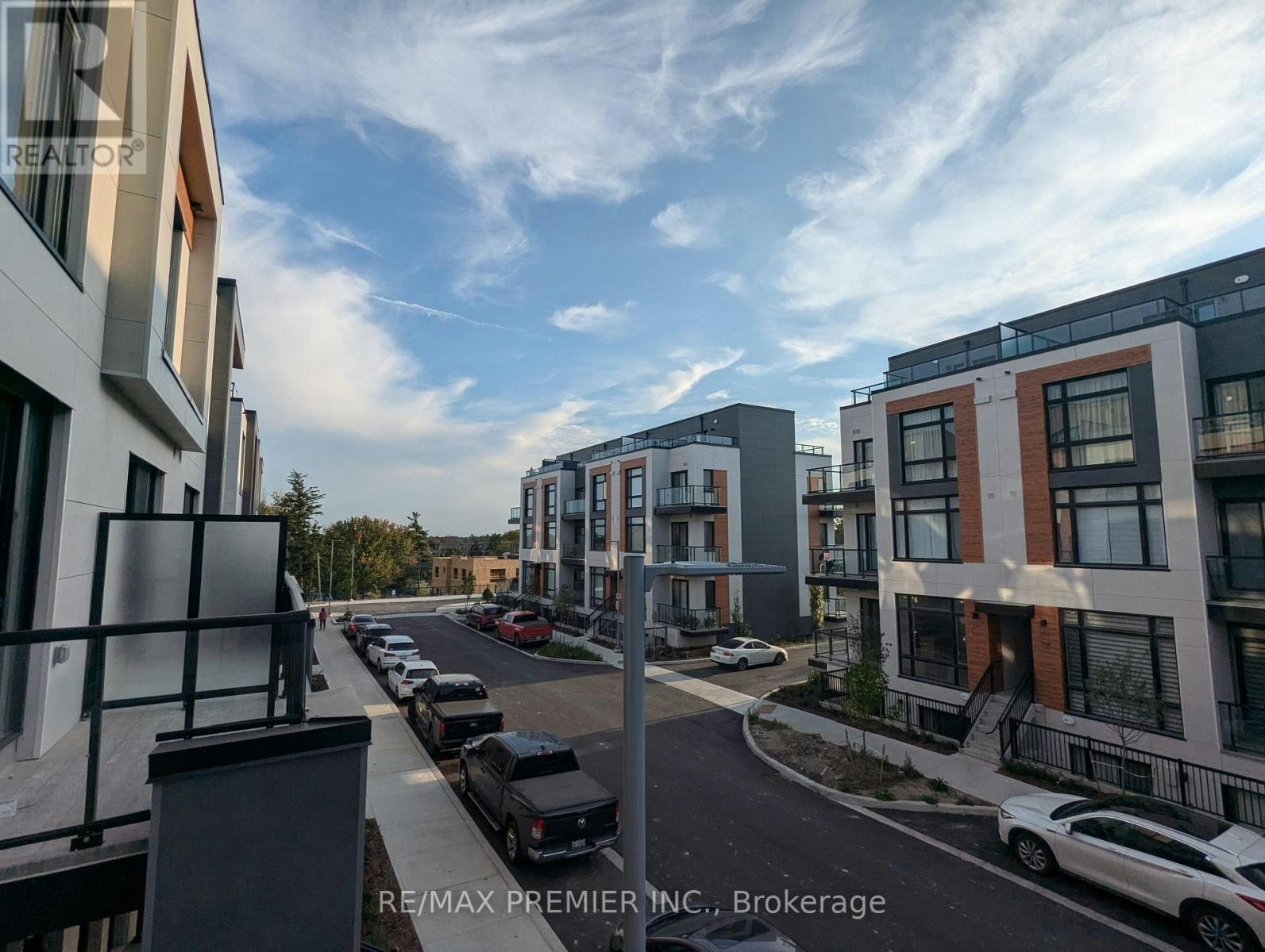 510-9 Steckley House Lane, Richmond Hill, ON, L4S 0N1 - 11