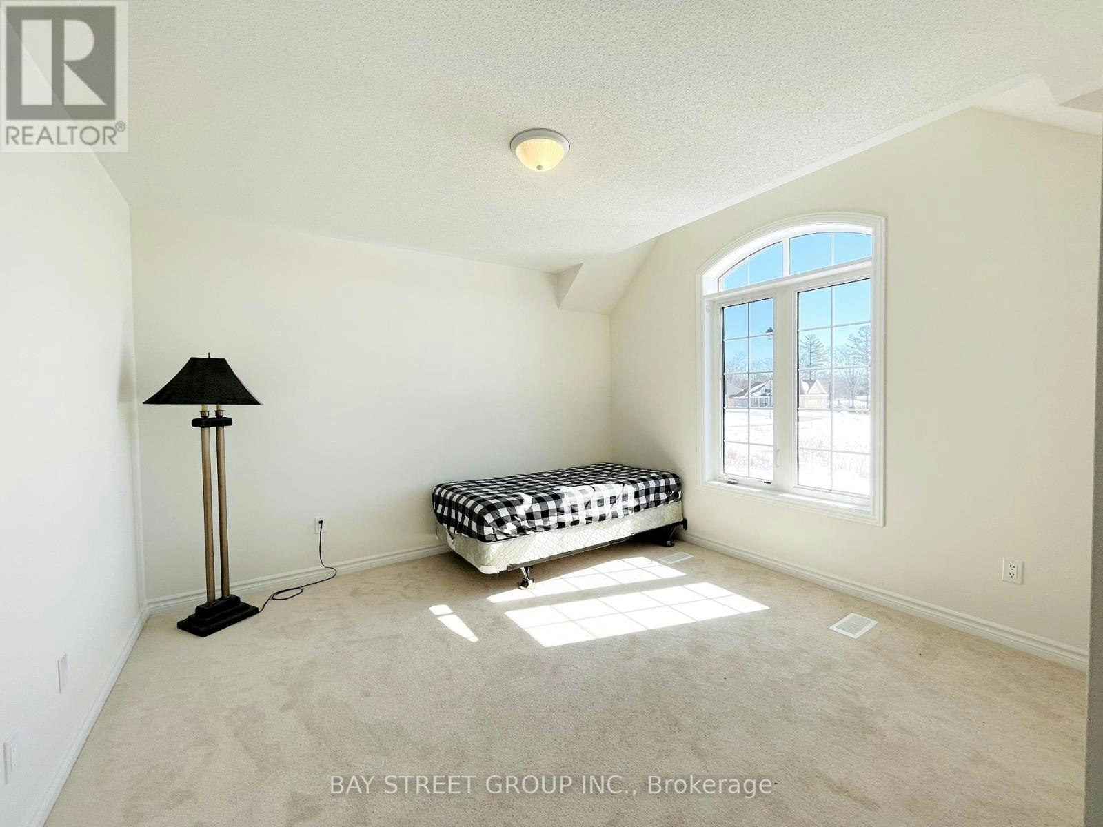 128 Victoria Wood Avenue, Springwater, ON, L9X 1Z8 - 22