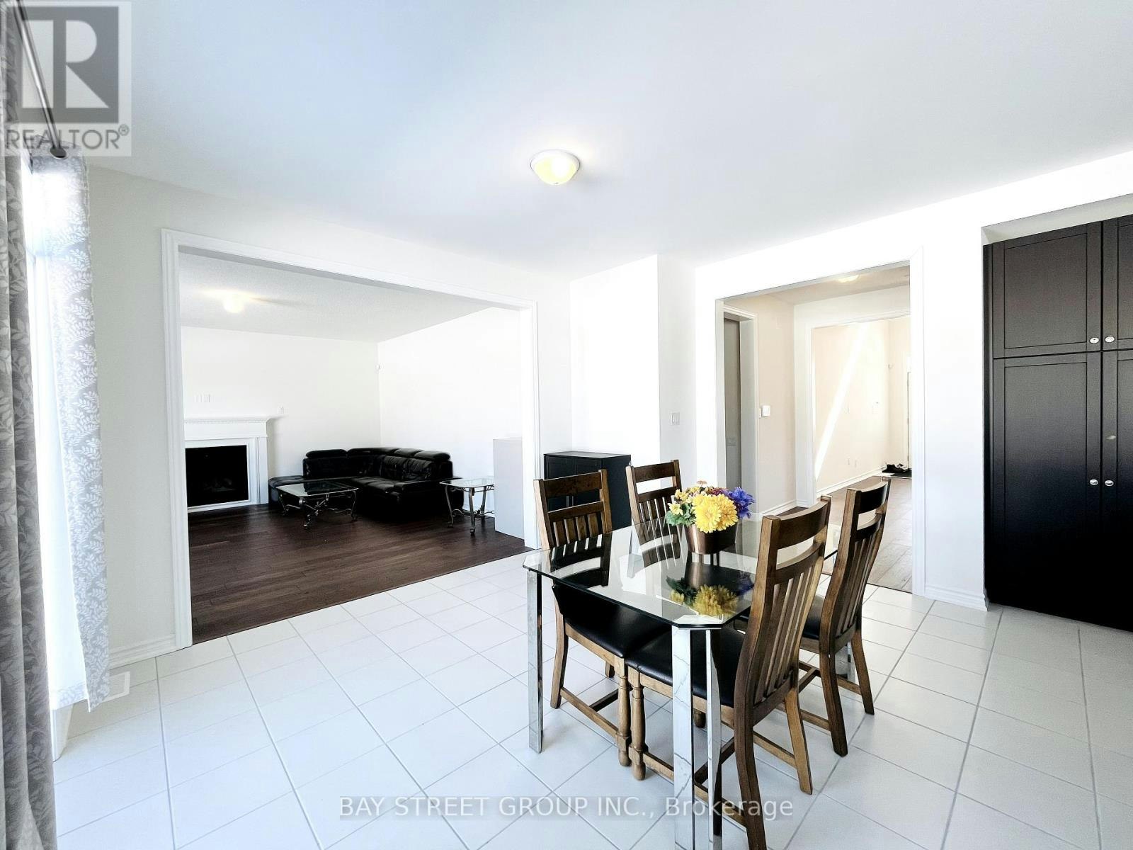 128 Victoria Wood Avenue, Springwater, ON, L9X 1Z8 - 10