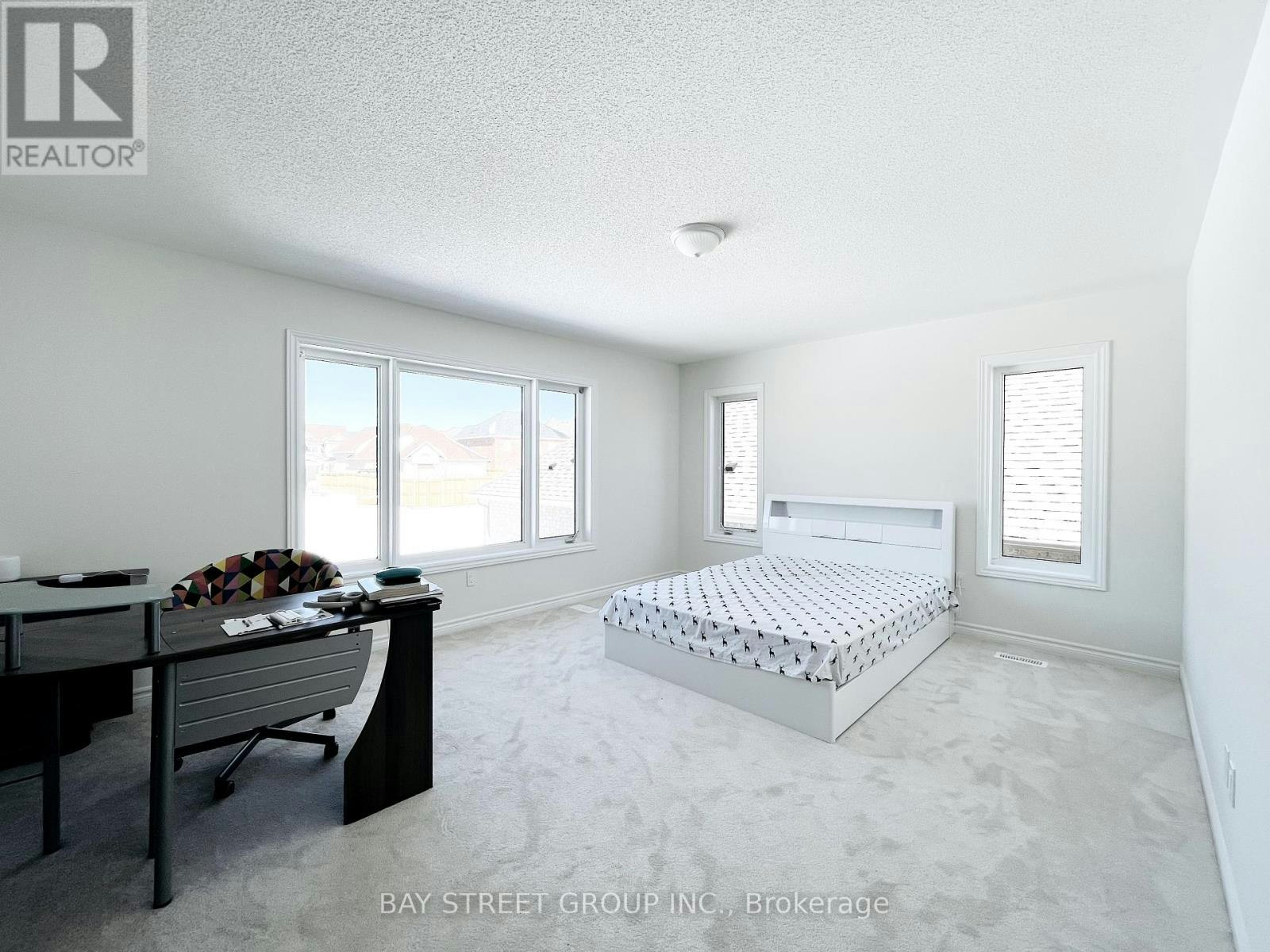 128 Victoria Wood Avenue, Springwater, ON, L9X 1Z8 - 31