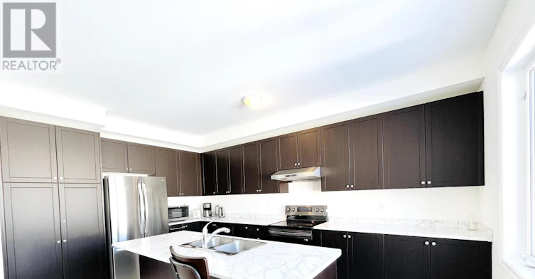 128 Victoria Wood Avenue, Springwater, ON, L9X 1Z8 - 7