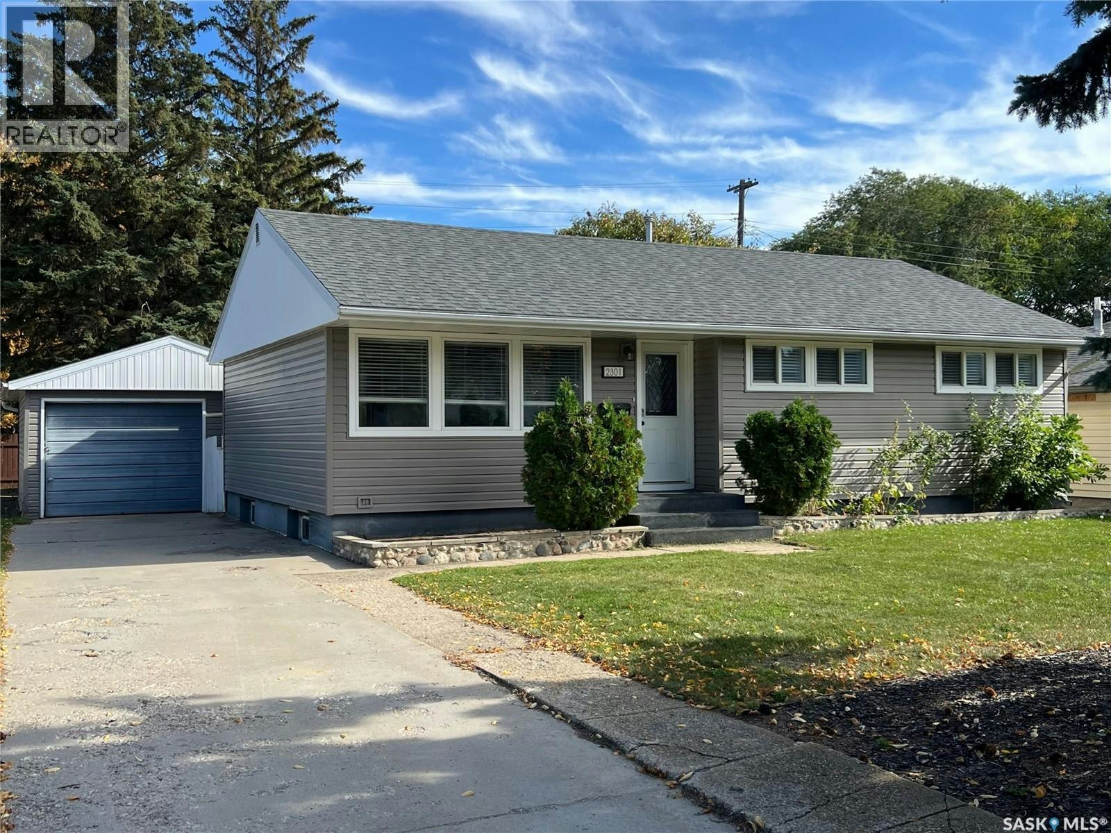 2301 William Avenue, Saskatoon, SK, S7J 1A7