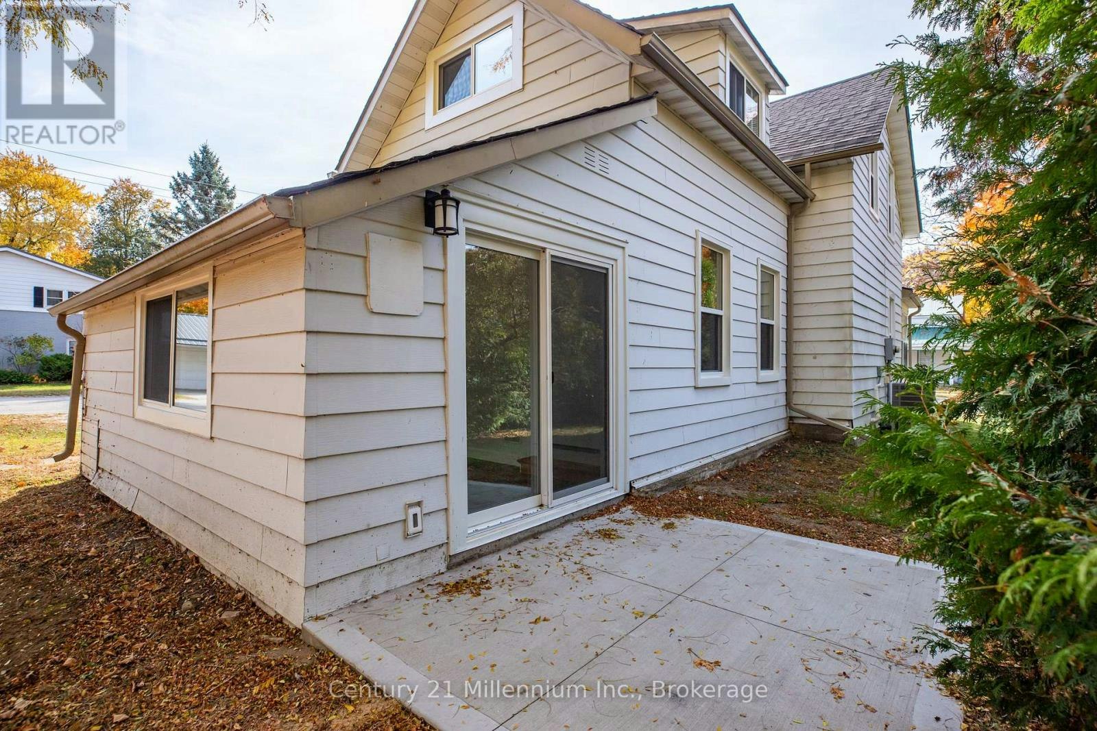 631 Louis Street, Saugeen Shores, ON, N0H 2C4 - 5
