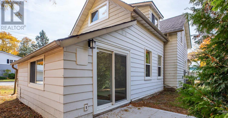 631 Louis Street, Saugeen Shores, ON, N0H 2C4 - 5