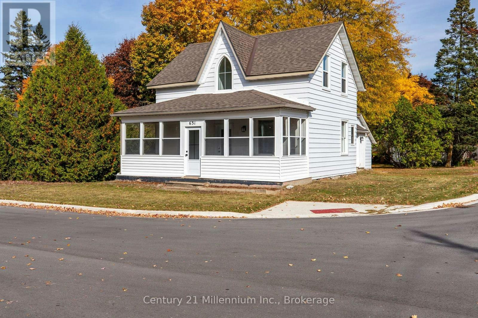631 Louis Street, Saugeen Shores, ON, N0H 2C4 - 2