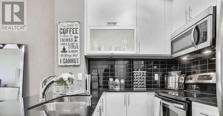 PH05-28 Ted Rogers Way, Toronto, ON, M4Y 2W7 - 6