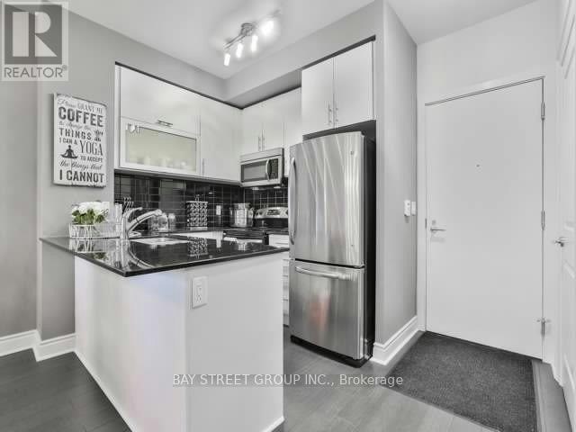 PH05-28 Ted Rogers Way, Toronto, ON, M4Y 2W7 - 5