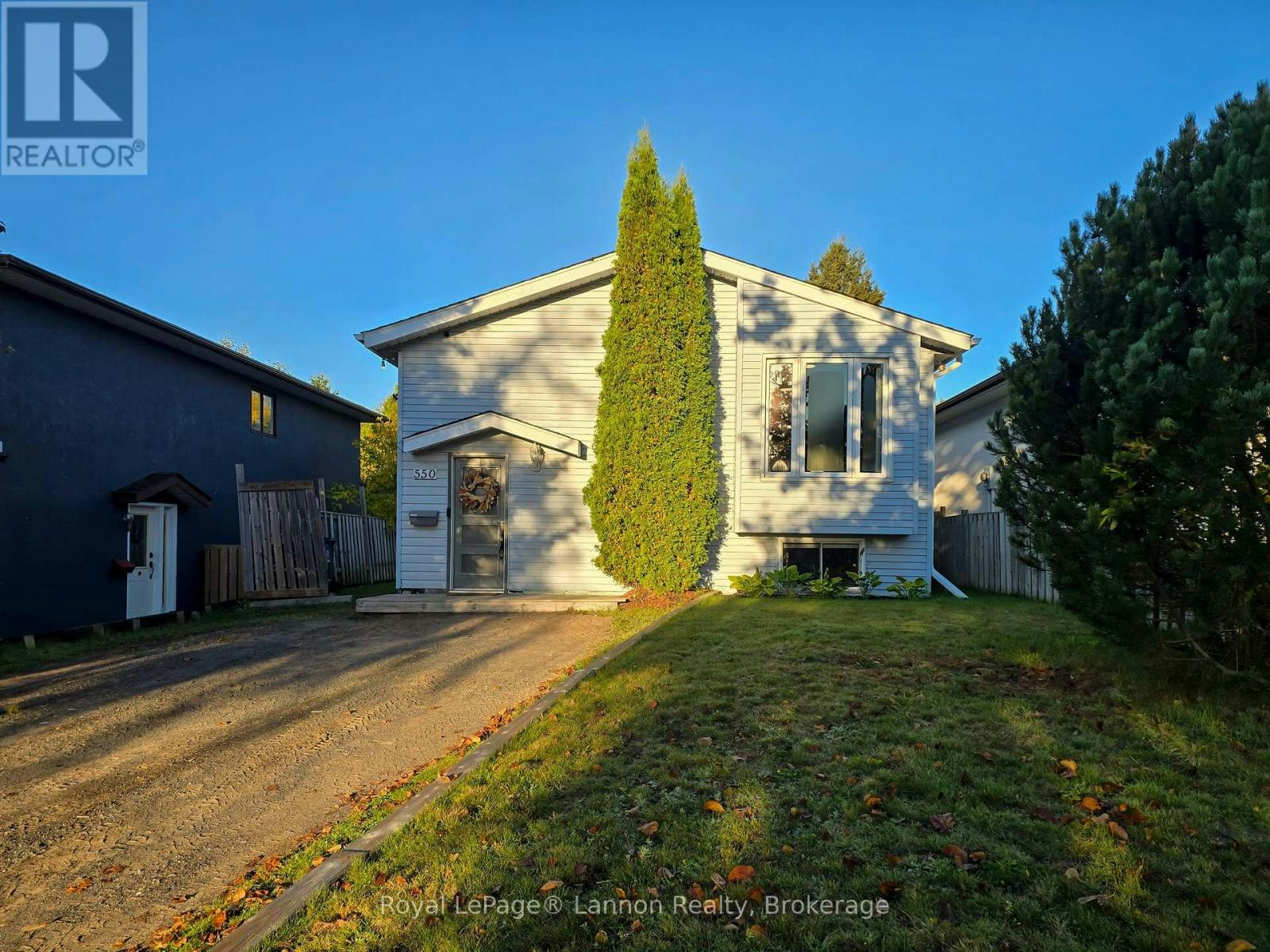 550 Lanark Crescent, Thunder Bay, ON, P7A 7V6
