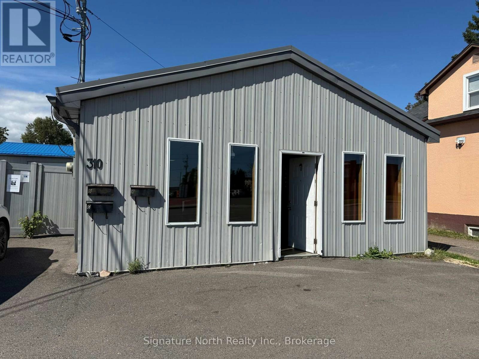 310 Cumberland Street N, Thunder Bay, ON, P7A 4N8