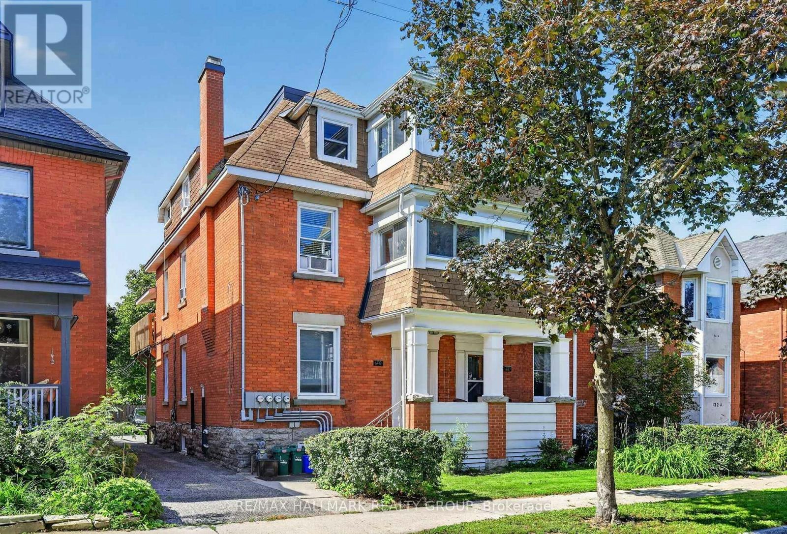 124-126 Irving Avenue, Ottawa, ON, K1Y 1Z4