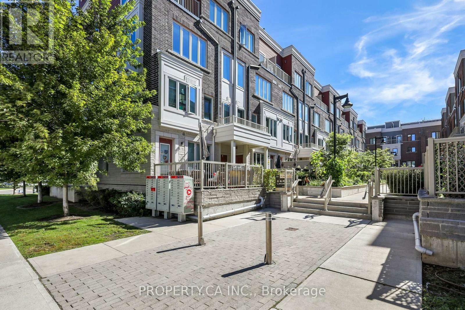 13-100 Long Branch Avenue, Toronto, ON, M8W 0A9