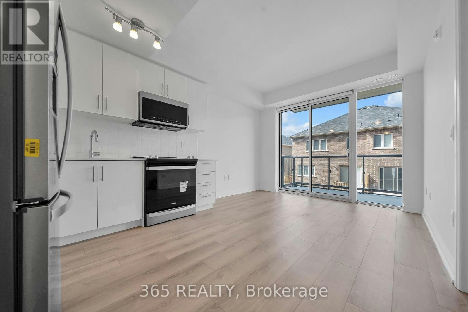261-65 Attmar Drive, Brampton, ON, L6P 0Y6 5