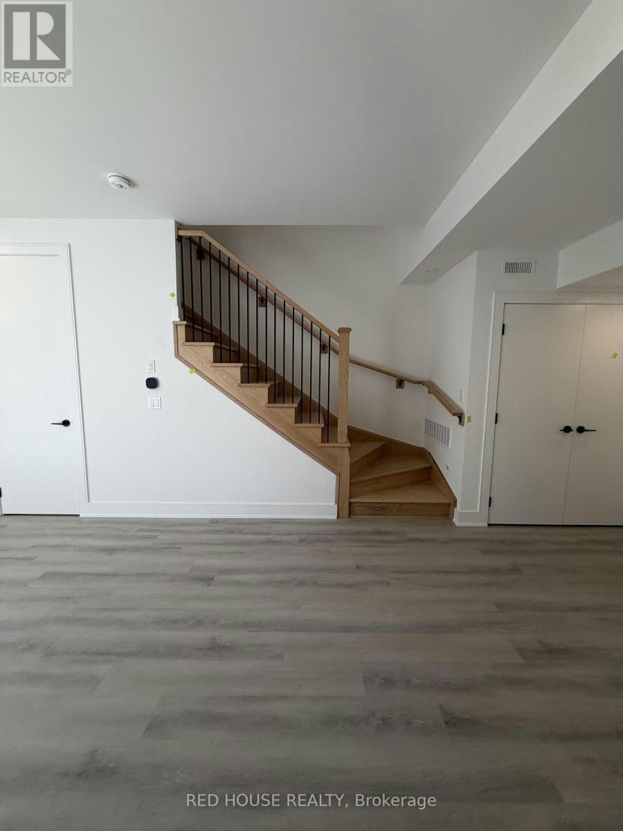 238 Ellis Avenue, St. Catharines, ON, L2P 0H2 - 5